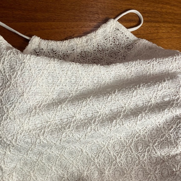 Le Chateau Crochet Halter-neck Tank Top (Stretchy Material) - Picture 11 of 11